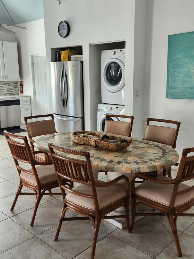 The Tides, Grace Bay The Bight Settlements Exterior foto