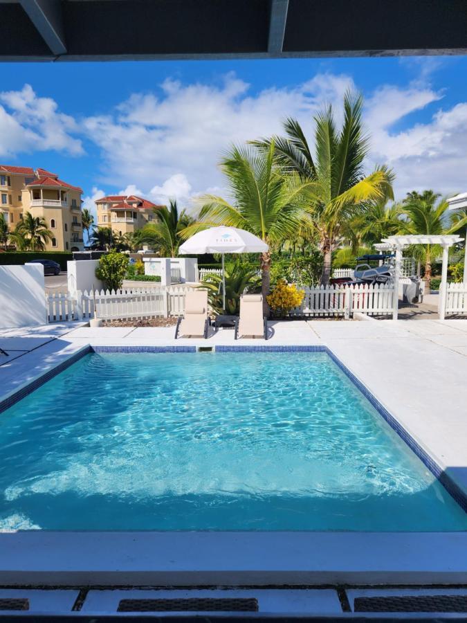 The Tides, Grace Bay The Bight Settlements Exterior foto